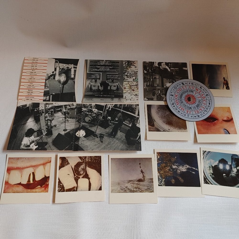 1996 Pearl Jam No Code Limited Edition CD Set with Pictures